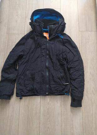 Утеплена куртка superdry