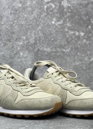 Кроссовки nike