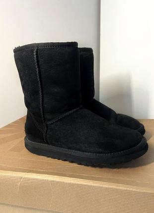 Ugg