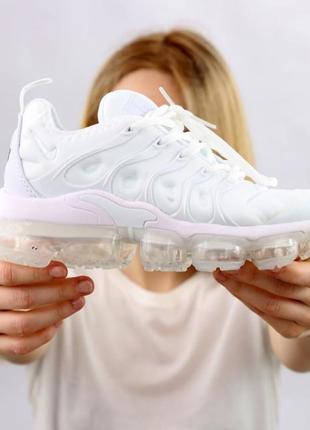 Женские кроссовки nike vapormax plus white 37-38-412 фото