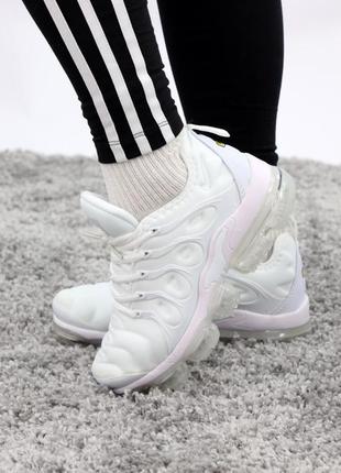 Женские кроссовки nike vapormax plus white 37-38-411 фото