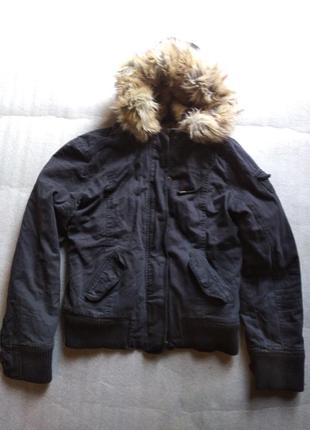 Теплая зимняя женская куртка размер l