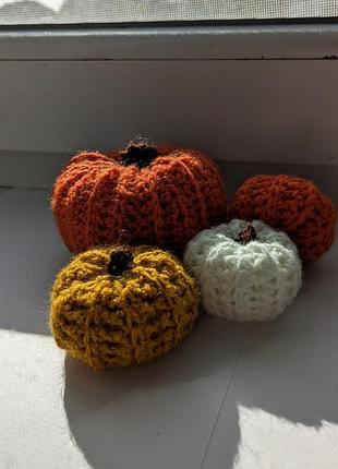 Вязаные тыквики! handmade. ручная работа. декорация. декоративные элементы. украшения. halloween