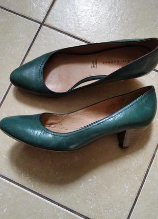 Туфли-лодочки кожаные зеленые