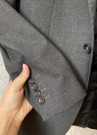 Сірий піджак в чоловічому стилі asos3 фото