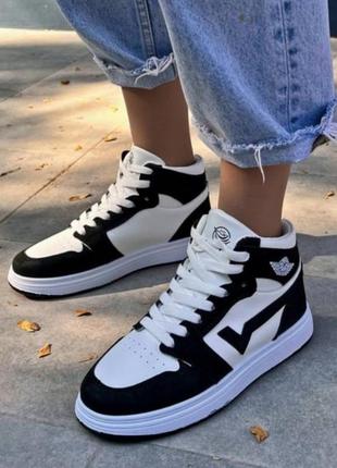 Кросівки чорно білі 36-41