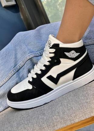 Кросівки чорно білі 36-41