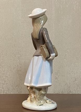 Фарфоровая статуэтка lladro «детская осень». читайте описание.5 фото