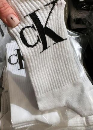 Шкарпетки келвін кляйн високі | носки calvin klein білі та чорні4 фото