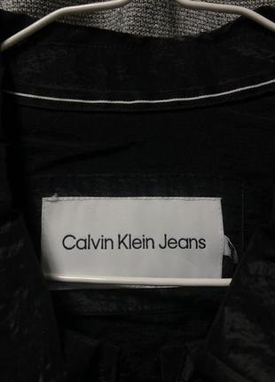 Нейлоновая куртка ветровка calvin klein jeans2 фото