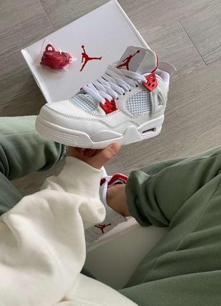 Кросівки жіночі, чоловічі nike air jordan 4 retro metallic red білі, найк аїр джердан ретро