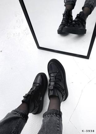 Удобные ботинки на платформе и оригинальных шнурках, унты3 фото