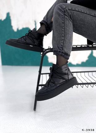 Удобные ботинки на платформе и оригинальных шнурках, унты6 фото