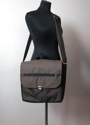 Коричневая сумка-почтальонка, сумка для ноутбука или планшета3 фото