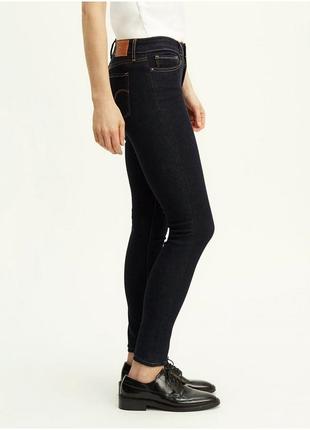 Актуальные зауженные женские джинсы levis skinny чёрные женские джинсы скинни джинсы слим узкие женские джинсы по фигуре2 фото