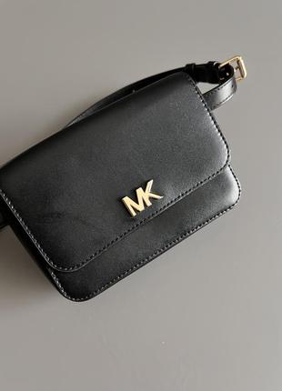 Чорна сумка-пояс michael kors / поясна сумка
