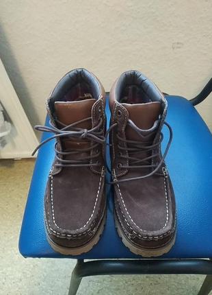 Замшевые демисезонные ботинки