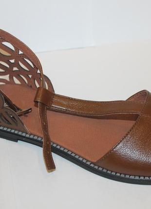 Новинки 2020.босоніжки , з ажурною п'ятою, шкіра натуральна,низький хід, 36-41р.