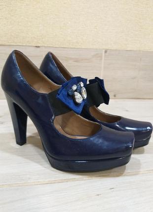 Шкіряні туфлі clotilde