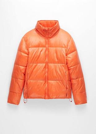 Тепла і легка яскрава куртка oysho s. наповнювач primaloft