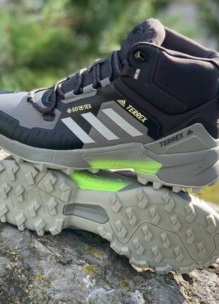 Кросівки чоловічі зимові adidas terrex swift r termo gray green5 фото