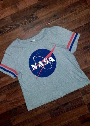 Женская серая футболка кроп шоп h&amp;m с большим лого nasa4 фото