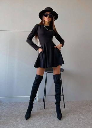 Коротка сукня з довгими рукавами приталена з рясною спідницею міні плаття класичне...