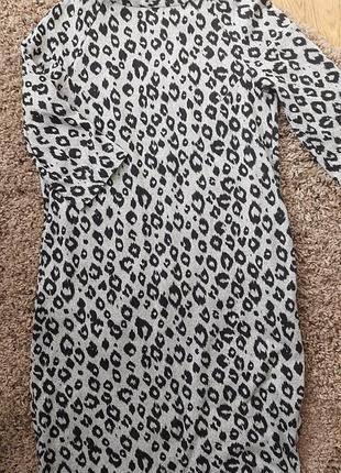 Интересное теплое платье