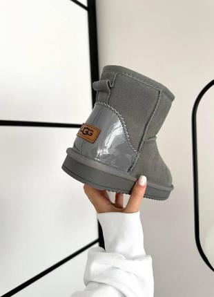 Ugg mini cool grey lacquer4 фото