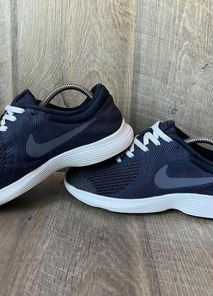 Кроссовки nike revolution 40/25,5см6 фото