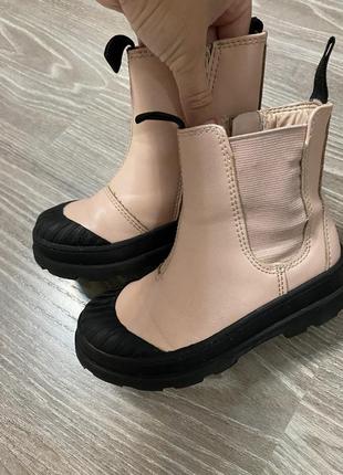 Теплі ботіночки h&m