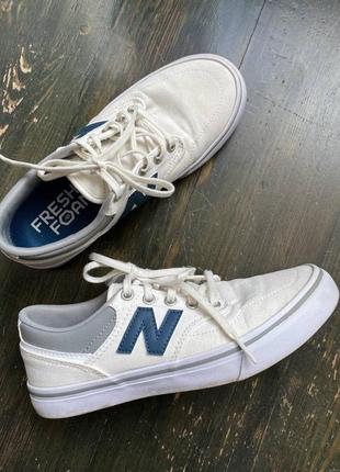 Кеди new balance