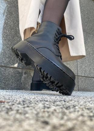 Зимові черевики dr. martens jadon triple black (хутро)4 фото