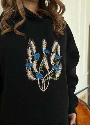 Удлиненный худи на флисе с вышивкой