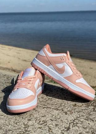 Женские кроссовки nike sb dunk low