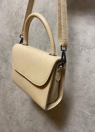 Бежева сумка через плече 3