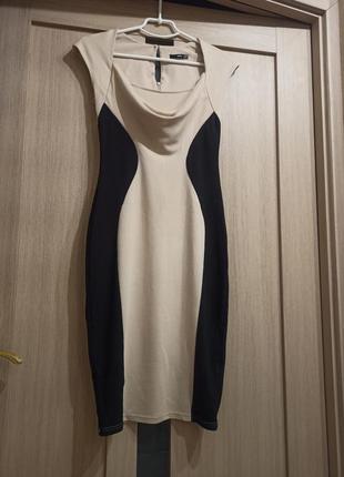 Платье миди с контрастными вставками7 фото