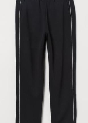H&m размер 13-14 лет рост 164 см  черные трикотажные  брюки с лампасами и карманами5 фото