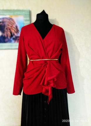 Эффектная красная блуза нарядная стильная1 фото