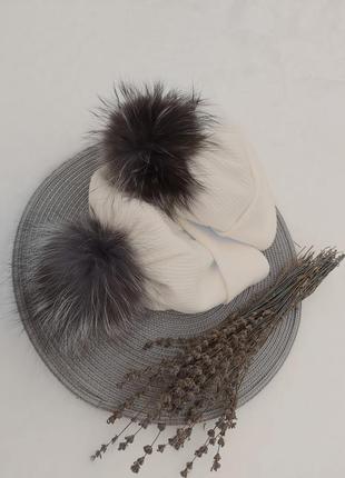 Зимові шапочки з натулальним помпоном2 фото