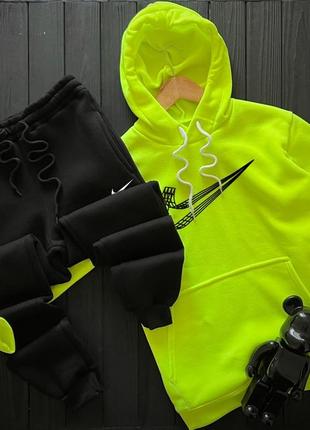 Теплый, спортивный костюм на флисе nike