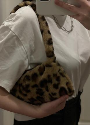 Пушистая сумка в леопардовый принт2 фото