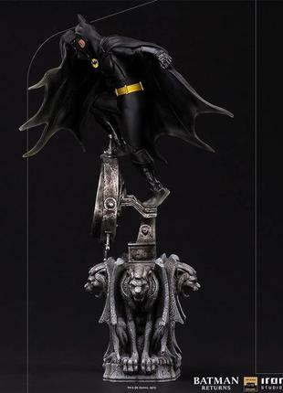 Iron studios deluxe: batman returns - художня масштабна статуя бетмена (1/10) (dccbat43921-10)(вітрина)iron studios deluxe: batman7 фото