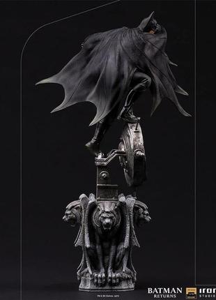 Iron studios deluxe: batman returns - художня масштабна статуя бетмена (1/10) (dccbat43921-10)(вітрина)iron studios deluxe: batman3 фото