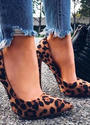 Туфли лодочки лео