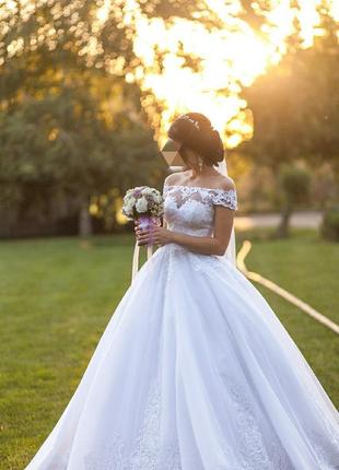 Продаю свадебное платье
