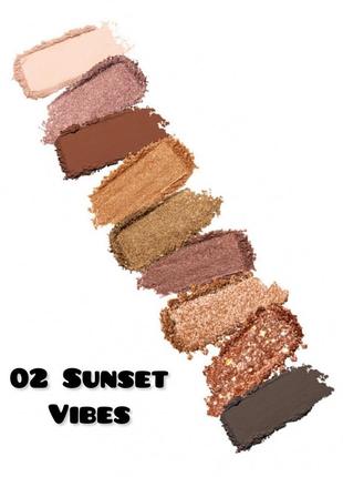 Палетка теней kiko glamour multi finish palette( 9 оттенков)5 фото