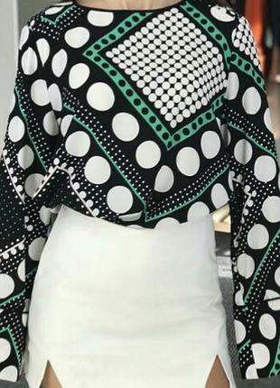 Блуза в горох оригинальная