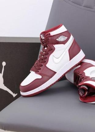 Женские кроссовки nike air jordan 1 mid bordo white 36-37-38-39-40