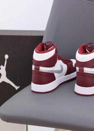 Женские кроссовки nike air jordan 1 mid bordo white 36-37-38-39-405 фото